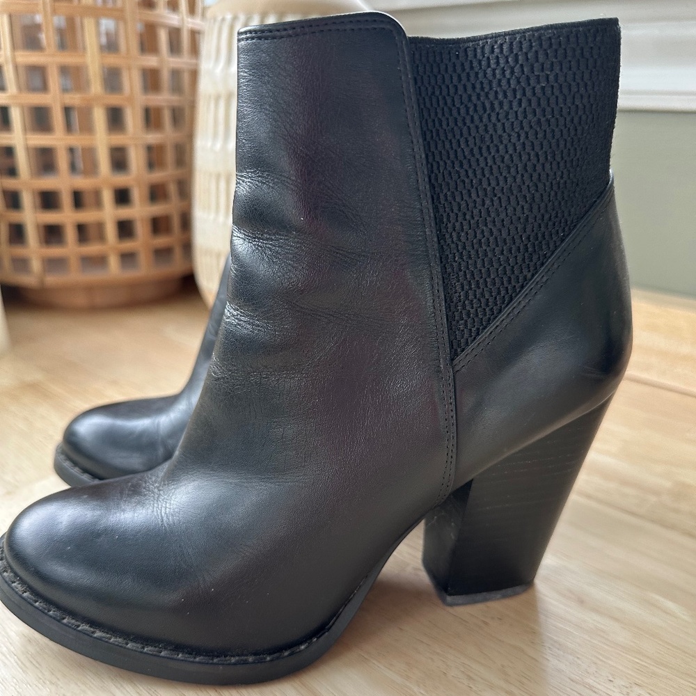 Aldo Leather booties
